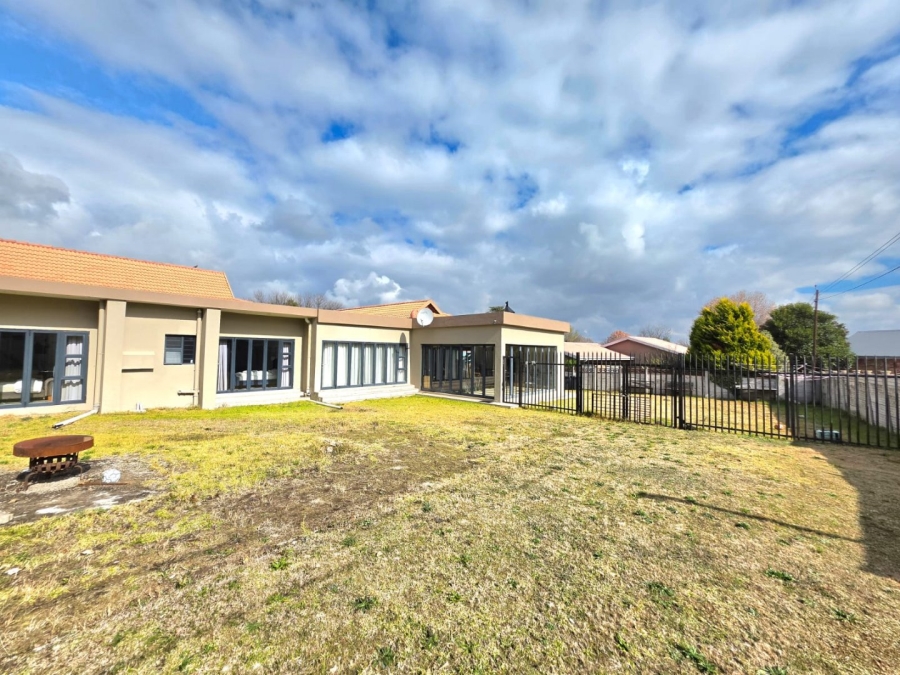 4 Bedroom Property for Sale in Panorama Free State